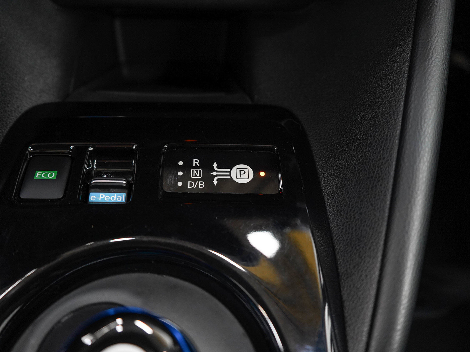 Used 2022 Nissan Leaf SV FWD image 23