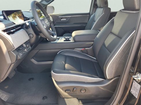 New 2026 GMC Sierra EV Elevation w/ Premium Package AWD/4WD image 9