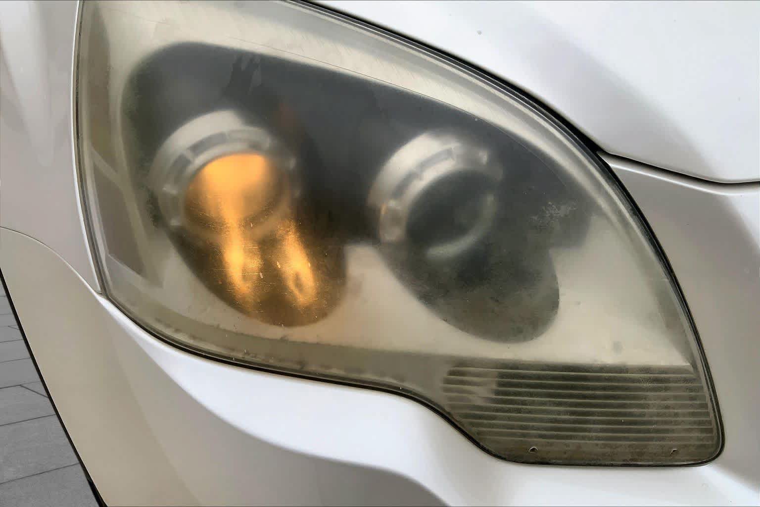 Used 2012 GMC Acadia SLT AWD/4WD image 26