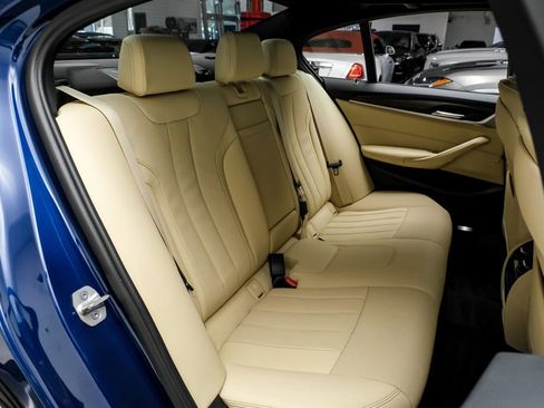 Used 2023 BMW 540i xDrive w/ M Sport Package AWD/4WD image 33
