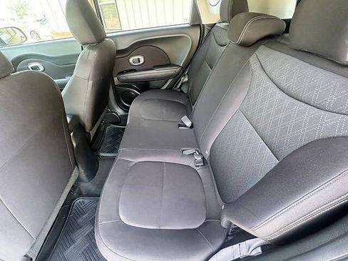Used 2016 Kia Soul FWD image 20