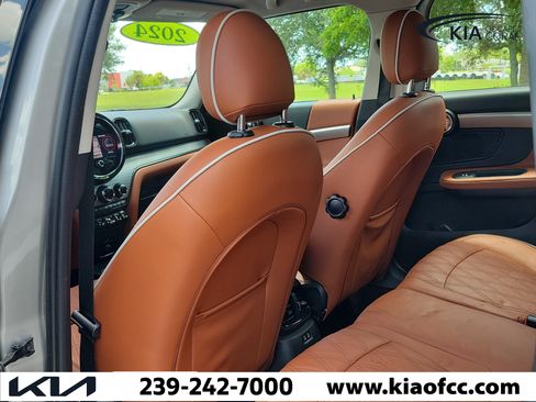 Used 2024 MINI Cooper Countryman S w/ Signature Upholstery Package FWD image 12
