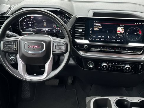 Used 2024 GMC Sierra 1500 SLT AWD/4WD image 14