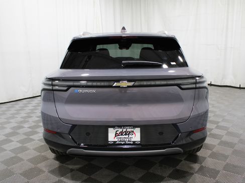 New 2026 Chevrolet Equinox EV LT image 35
