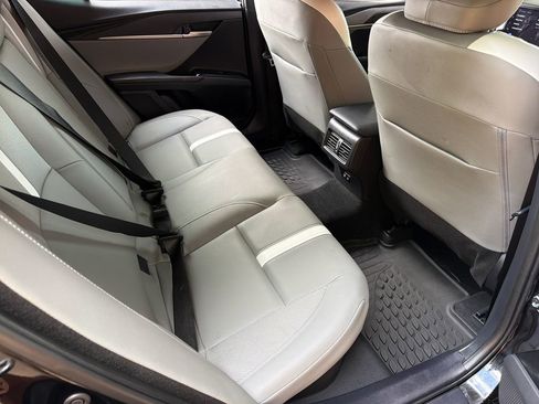 Used 2025 Toyota Camry SE w/ Multimedia Upgrade Package image 32