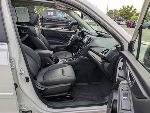 Used 2024 Subaru Forester Limited AWD/4WD image 37