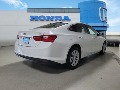 Used 2025 Chevrolet Malibu LT FWD image 5