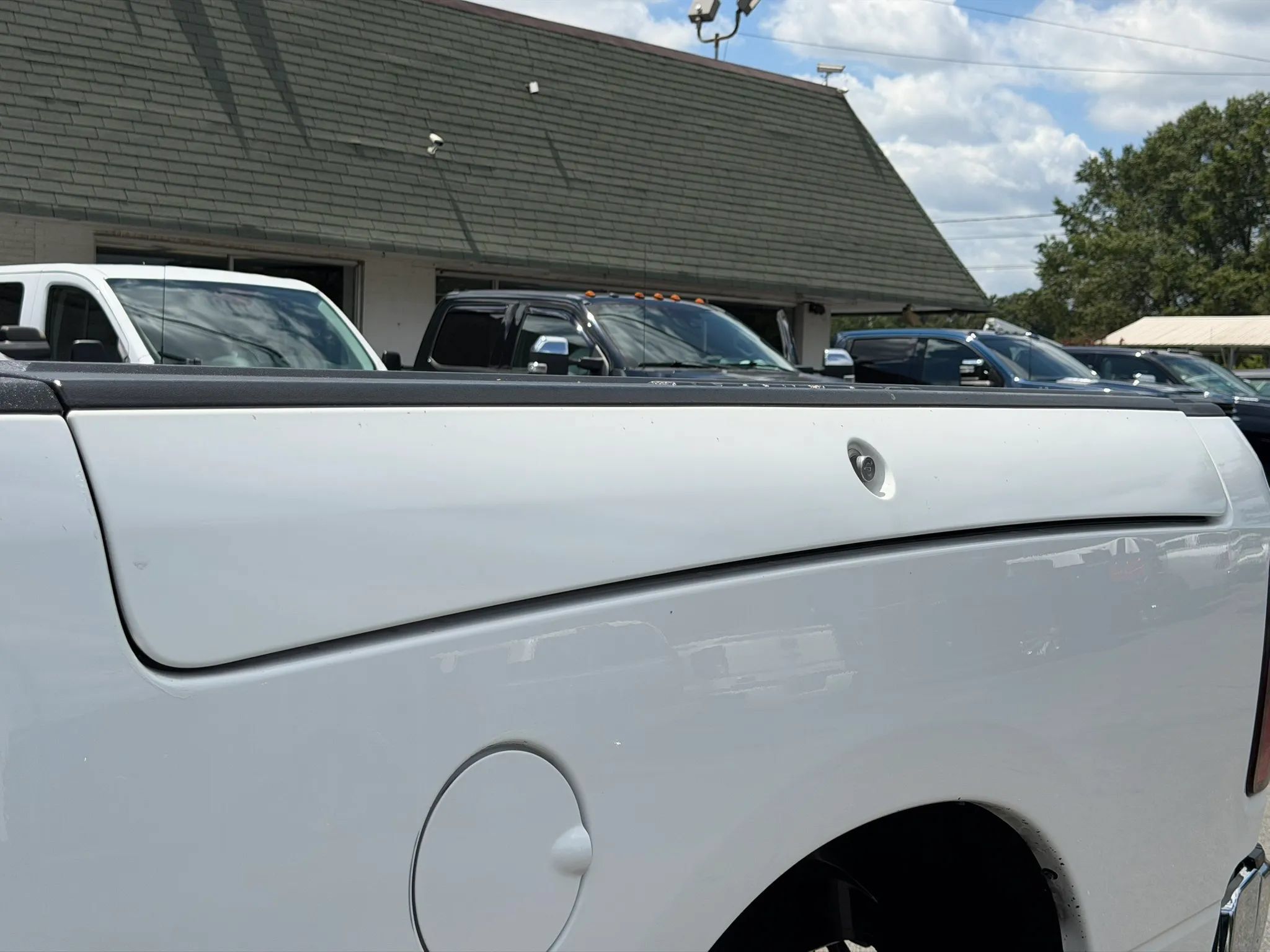 Used 2012 RAM 2500 SLT w/ Luxury Group AWD/4WD image 12