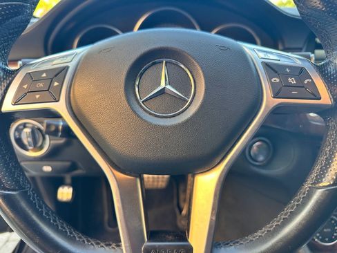 Used 2014 Mercedes-Benz CLS 550 4MATIC image 17