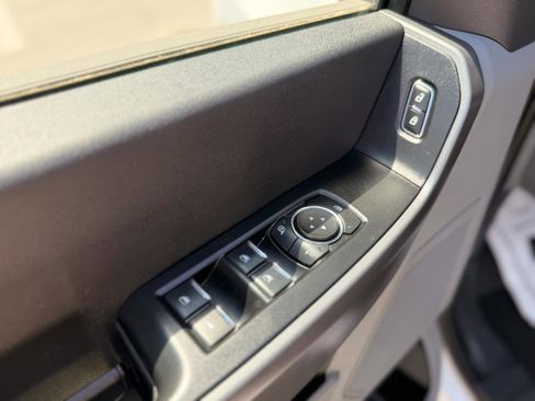 Used 2025 Ford F250 XLT AWD/4WD image 11