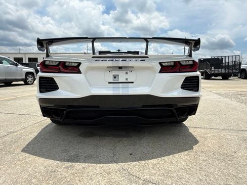 Used 2023 Chevrolet Corvette Stingray Premium Conv w/ Z51 Performance Package RWD image 4