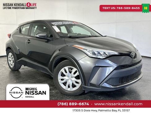 Used 2021 Toyota C-HR LE image 1