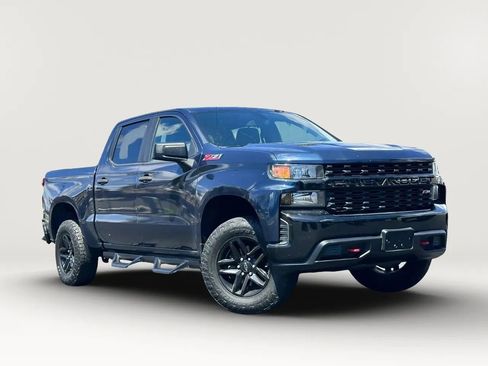 Used 2019 Chevrolet Silverado 1500 Custom Trail Boss w/ Custom Convenience Package AWD/4WD image 9