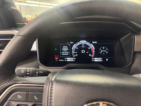 Used 2025 Toyota Tundra Limited image 10