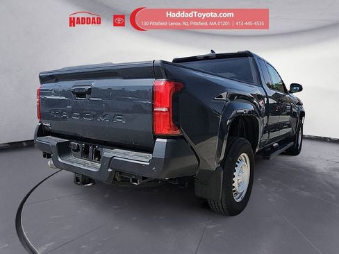 Used 2025 Toyota Tacoma SR w/ SR Upgrade Package AWD/4WD image 5
