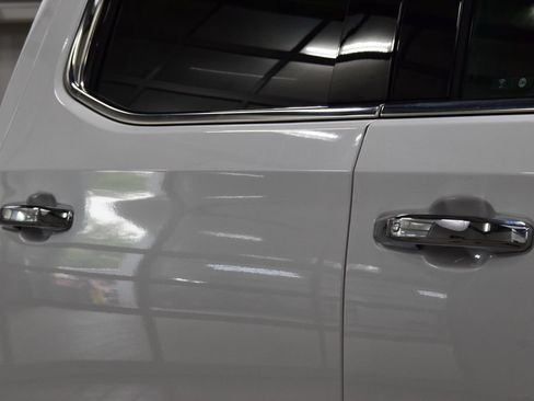 Used 2024 GMC Sierra 1500 Denali Ultimate AWD/4WD image 19
