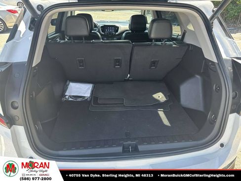Certified 2023 GMC Terrain SLT FWD image 10