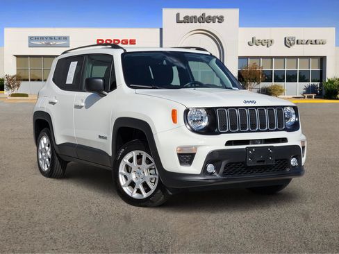 Used 2023 Jeep Renegade Latitude w/ Premium Group AWD/4WD image 1