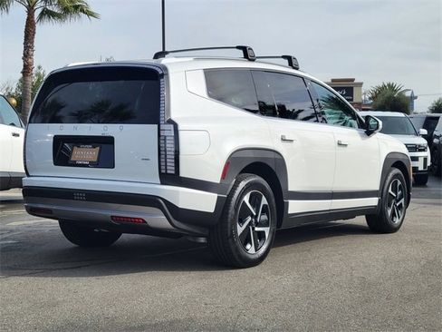 New 2026 Hyundai Ioniq 9 SE image 2