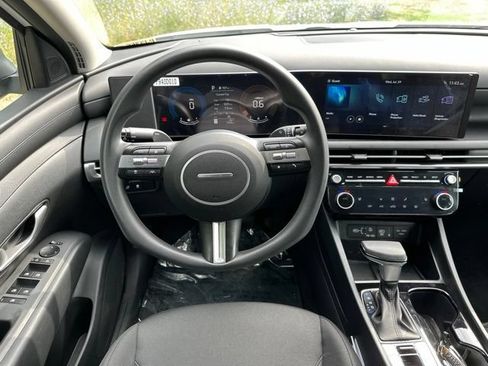Certified 2025 Hyundai Tucson SEL AWD/4WD image 26