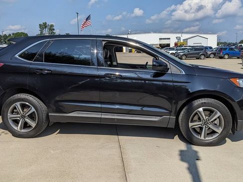 Certified 2023 Ford Edge SEL w/ Convenience Package AWD/4WD image 2