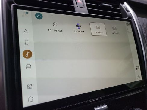 Certified 2024 Land Rover Discovery Dynamic SE image 35