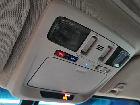 Used 2018 Subaru Outback 2.5i Limited image 41