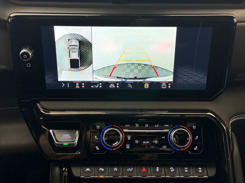 Used 2024 GMC Sierra 1500 AT4X image 30