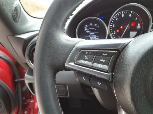 Used 2016 MAZDA MX-5 Miata Sport image 19