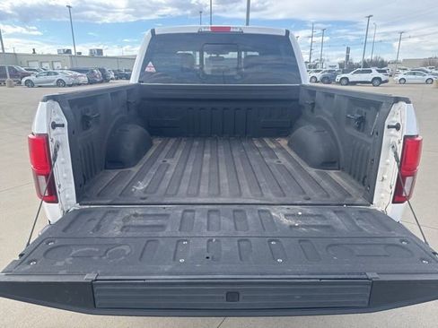 Used 2018 Ford F150 Lariat w/ Equipment Group 502A Luxury AWD/4WD image 8