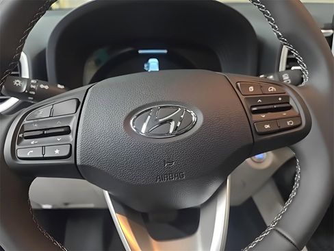 New 2026 Hyundai Venue SEL image 23