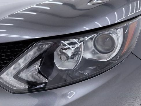 Used 2019 Nissan Rogue Sport SV FWD image 7