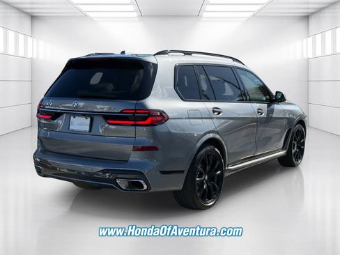 Used 2024 BMW X7 xDrive40i w/ Executive Package AWD/4WD image 5