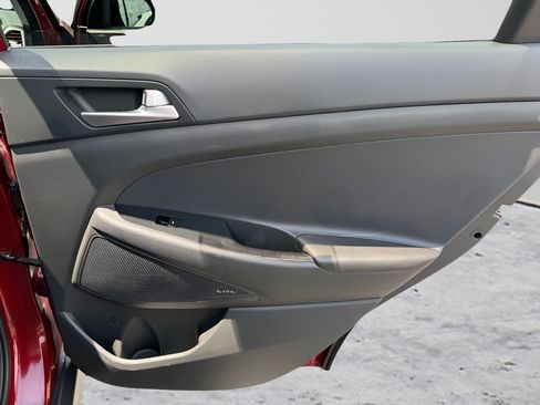 Used 2019 Hyundai Tucson Sport FWD image 29