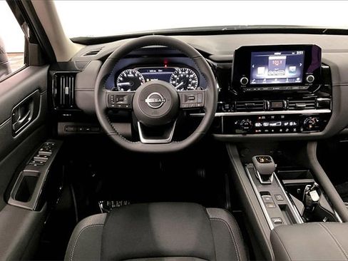 New 2025 Nissan Pathfinder SV w/ Cargo Package image 18