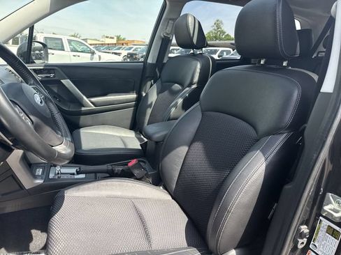 Used 2014 Subaru Forester 2.0XT Premium AWD/4WD image 11