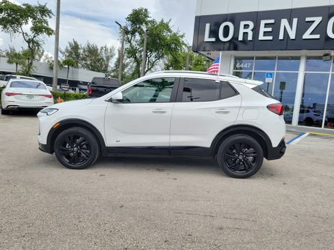 Used 2025 Buick Encore GX Sport Touring w/ Comfort Package FWD image 8
