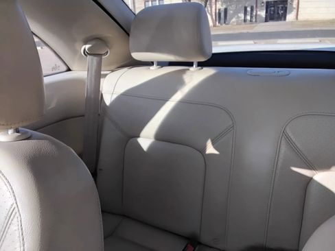 Used 2007 Volkswagen Beetle Coupe w/ Package 2 image 20