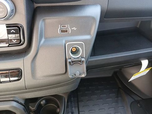 New 2026 RAM ProMaster 2500 w/ Convenience Group FWD image 28