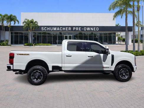 Used 2023 Ford F350 Lariat w/ Lariat Ultimate Package AWD/4WD image 8