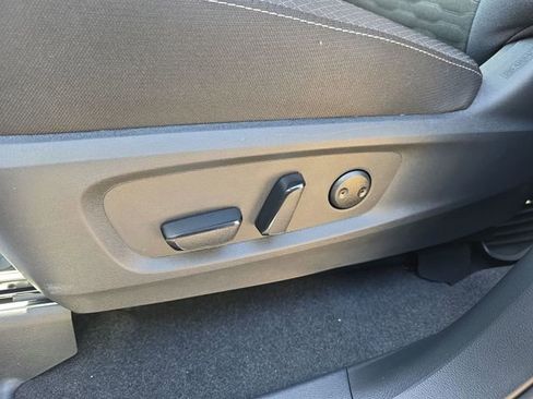 New 2026 Nissan Pathfinder SV image 12