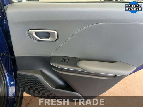 Used 2025 Kia K4 LXS image 18