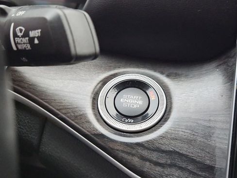 Used 2022 Jeep Grand Cherokee L Limited image 47