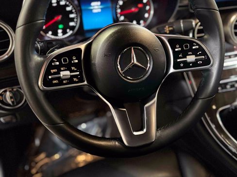 Used 2020 Mercedes-Benz GLC 300 4MATIC image 29