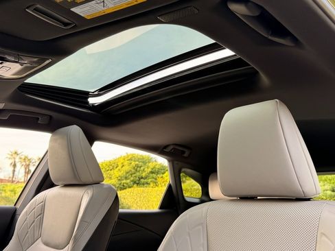 Certified 2025 Lexus RX 350 FWD image 18