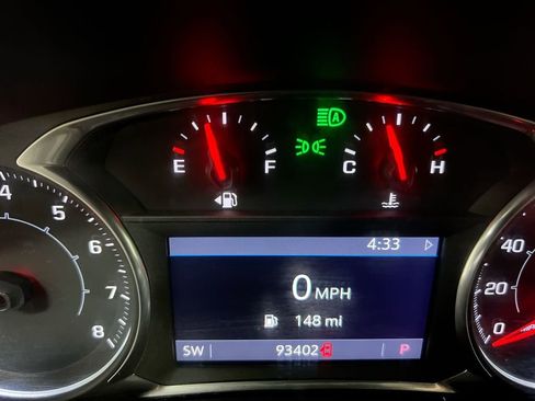 Used 2021 GMC Terrain SLT image 12