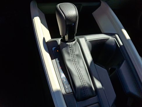 Used 2023 Honda Accord EX image 15