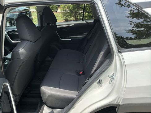 Used 2025 Toyota RAV4 LE FWD image 30