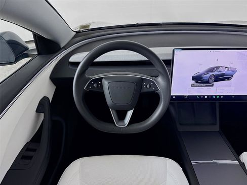 Used 2024 Tesla Model 3 Long Range RWD image 22