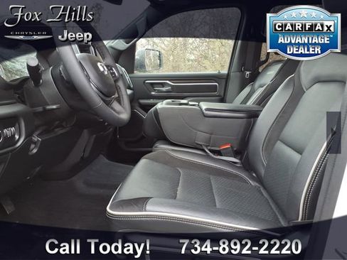 Used 2025 RAM 1500 Laramie AWD/4WD image 15